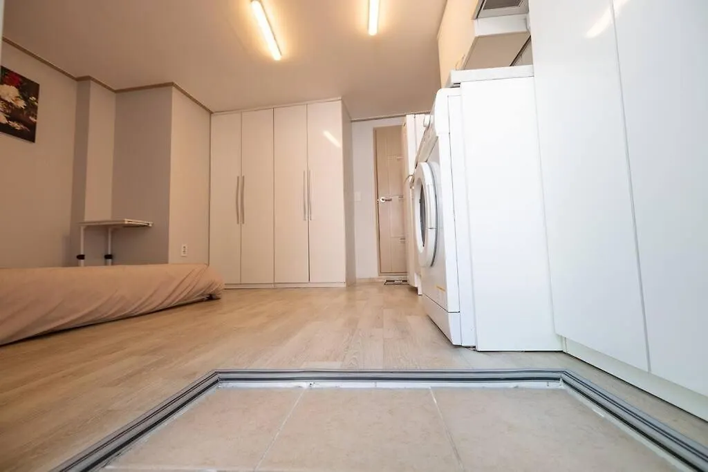 Апартаменты Eun House Сеул