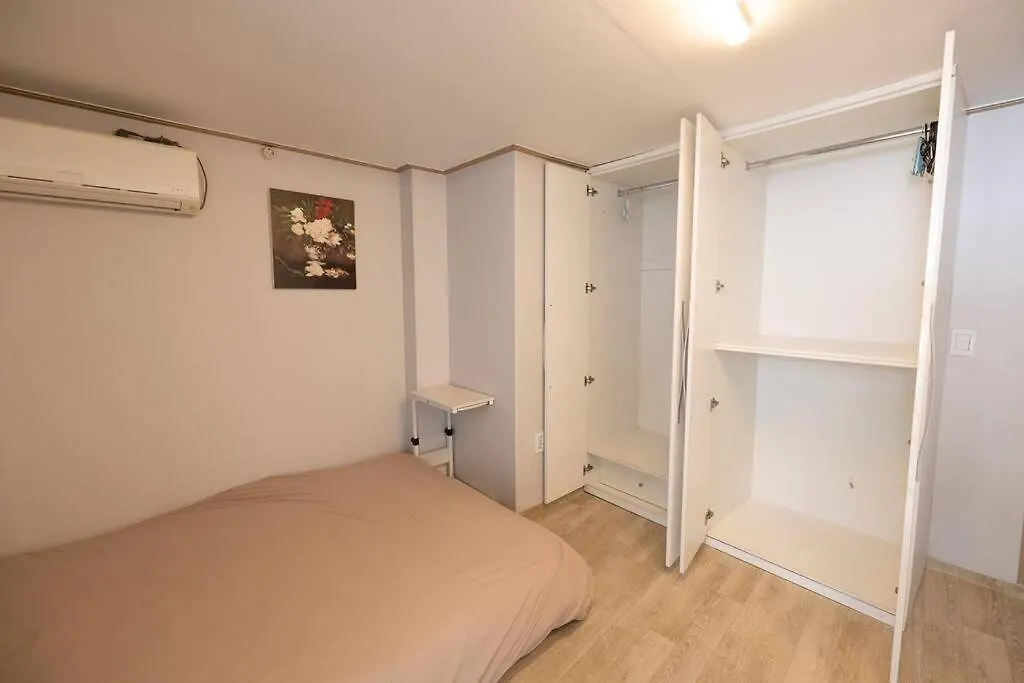 Апартаменты Eun House Сеул 0*,  Южная Корея