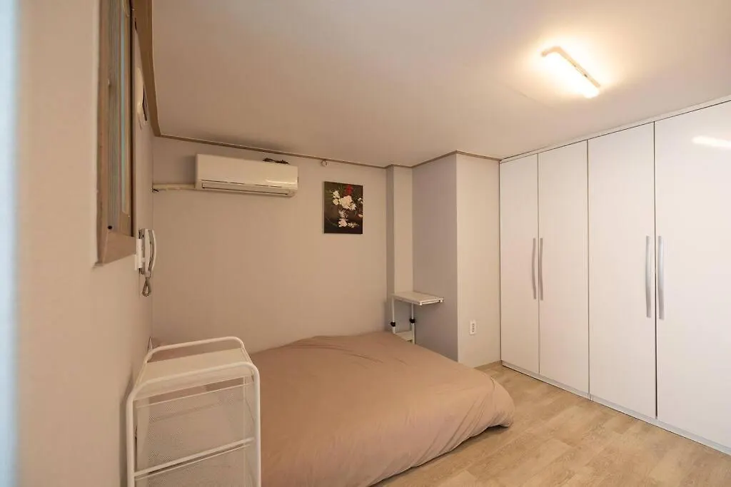 Eun House Apartment Seoul South Korea