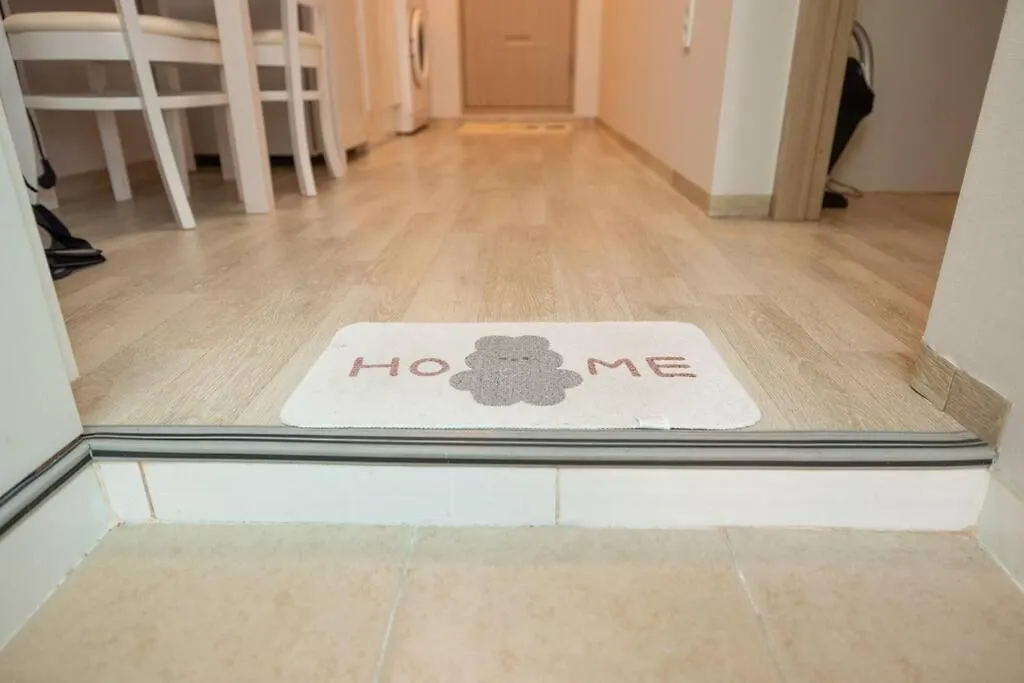 Eun House Apartment Seoul