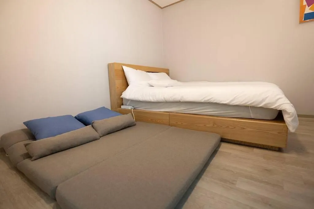 Eun House Apartment Seoul South Korea